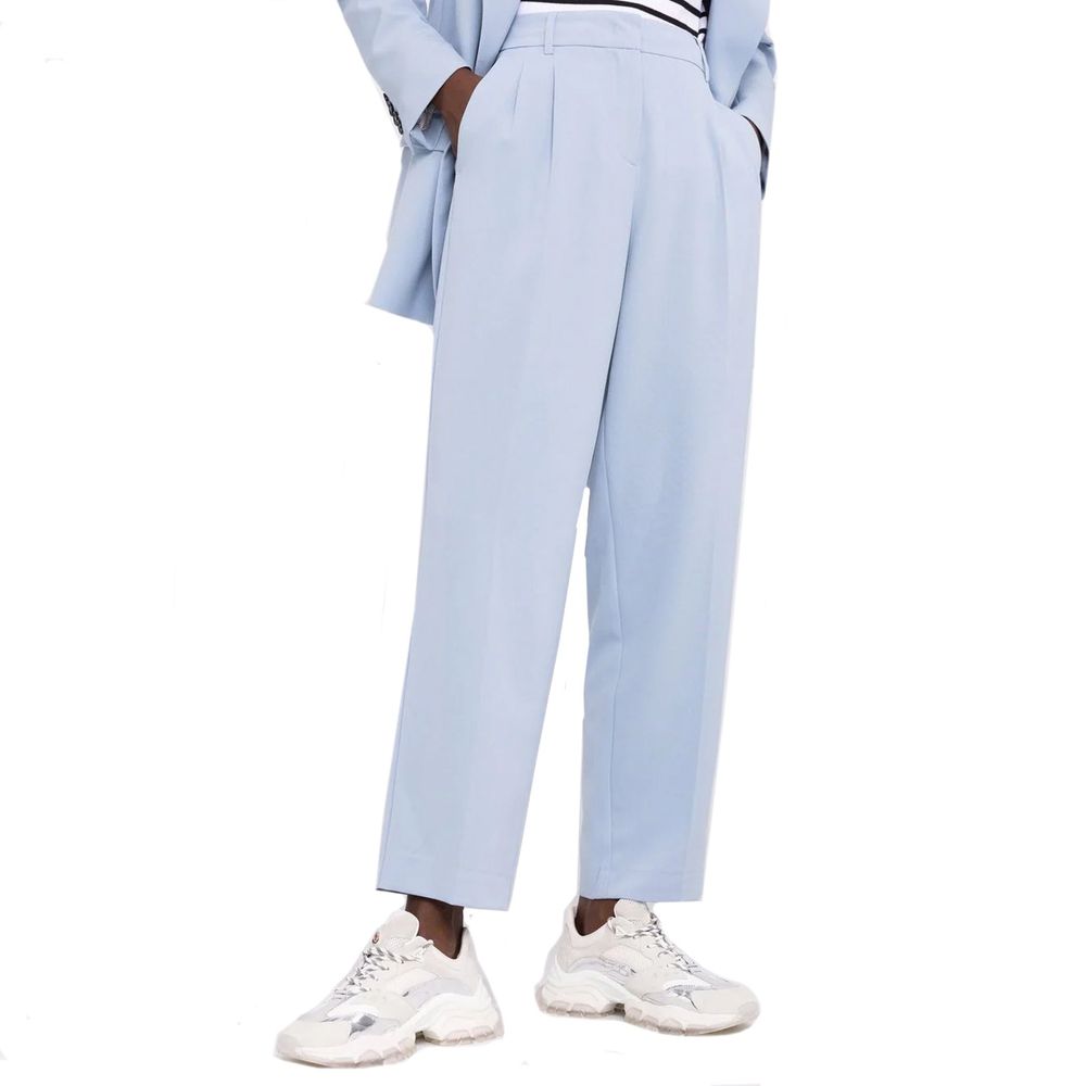Blaue Elastanhose