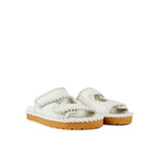 Weiße flache Sandalen aus Lammleder