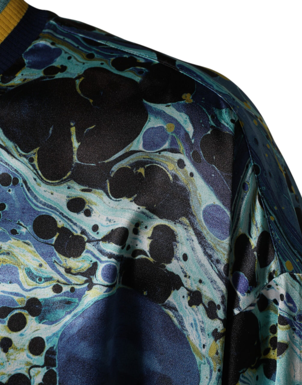 Pullover mit Marmorprint in mehreren Farben