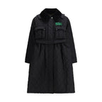Schwarzer Polyester-Mantel