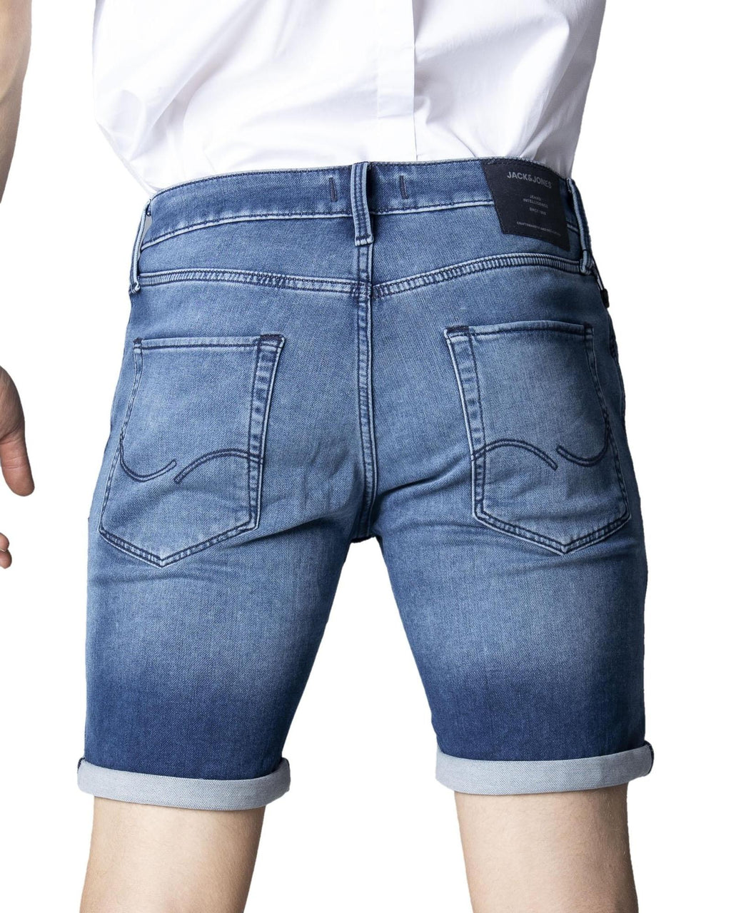 Blaue Jeansshorts