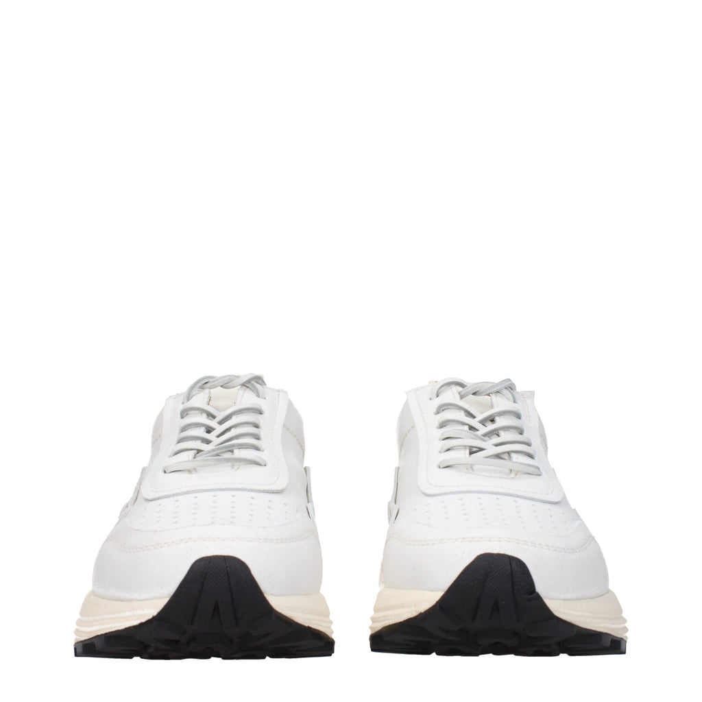 Weiße klobige Leder-Sneaker