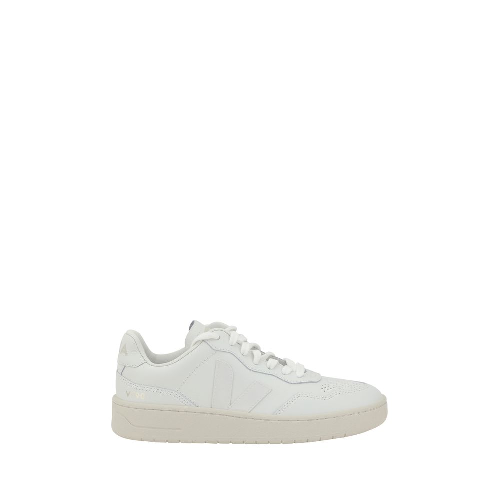 Weiße Sneaker mit niedrigem Schaft und anderen Fasern