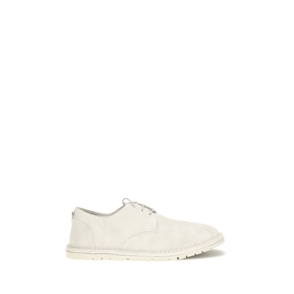 Beigefarbene Kalbsleder Oxford- und Derby-Schuhe