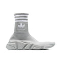 Graue Nylon-Sportschuhe