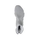 Graue Nylon-Sportschuhe