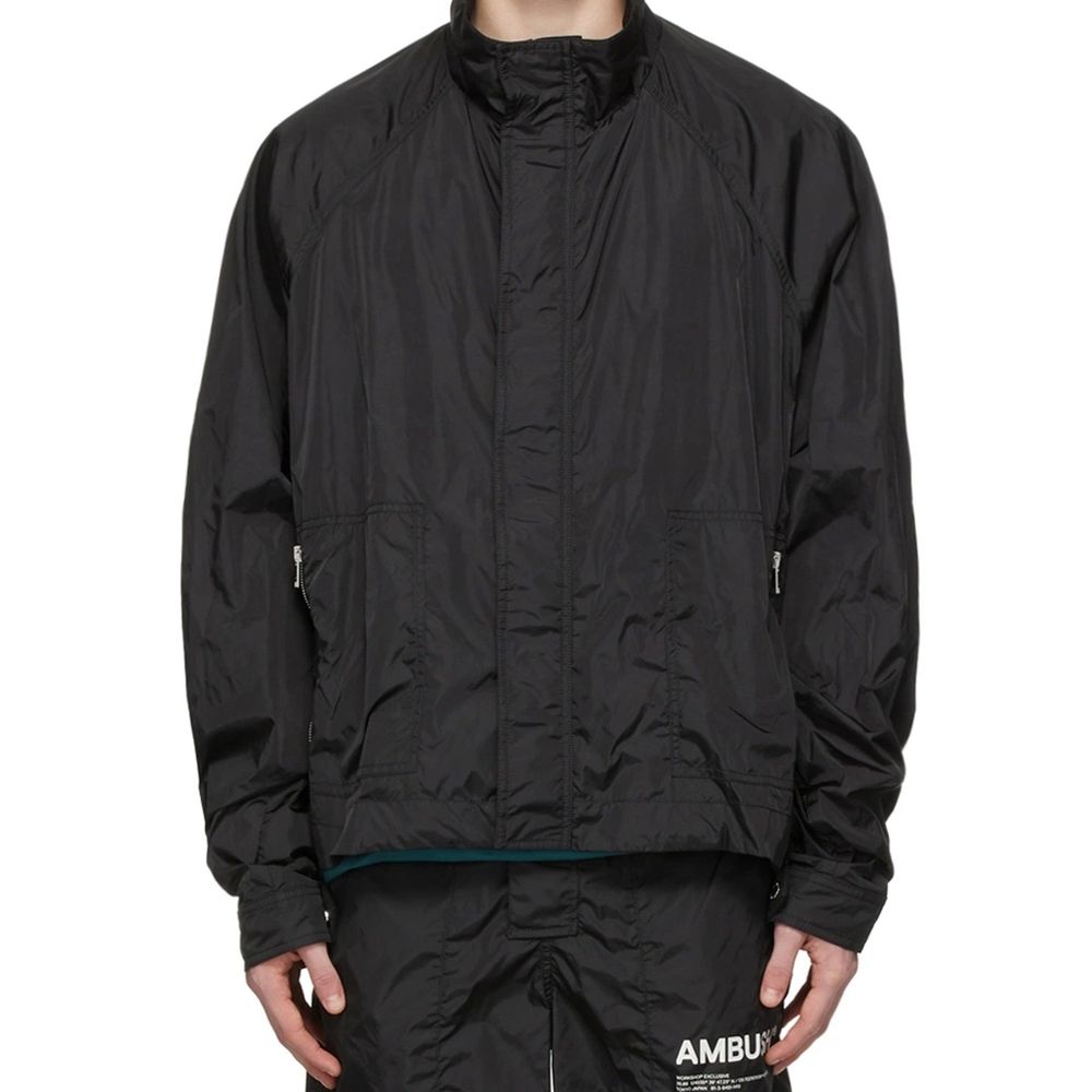 Schwarze Polyamid-Shell-Jacke