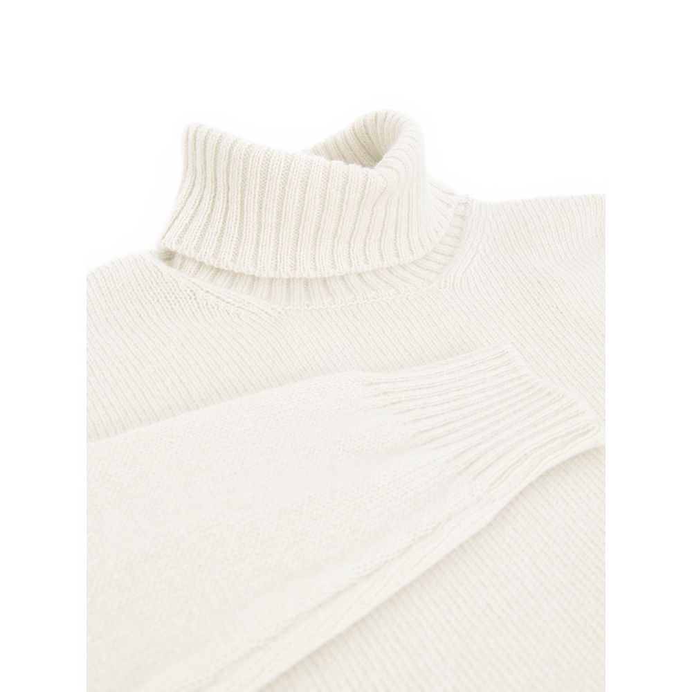 Weißer Rollkragenpullover aus Wolle
