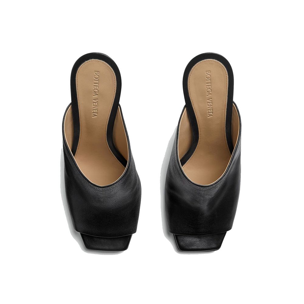 Mules aus schwarzem Lammleder