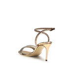Sandalen mit Stilettoabsatz aus goldfarbenem Kalbsleder vom Rind
