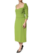Grünes Midi-Seidenkleid mit herzförmigem Ausschnitt