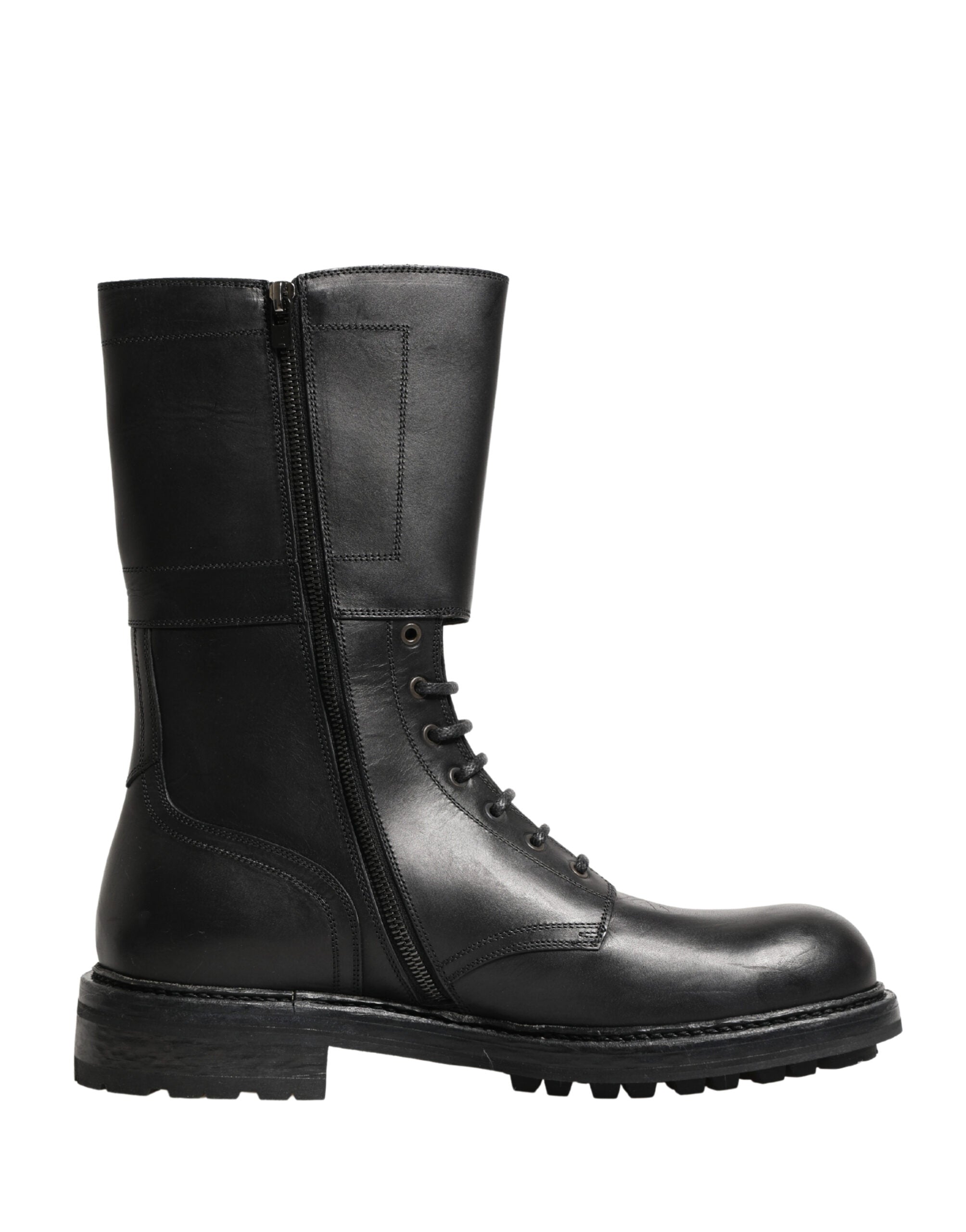 Schwarze Kampfstiefel mit Schnallenriemen aus Leder
