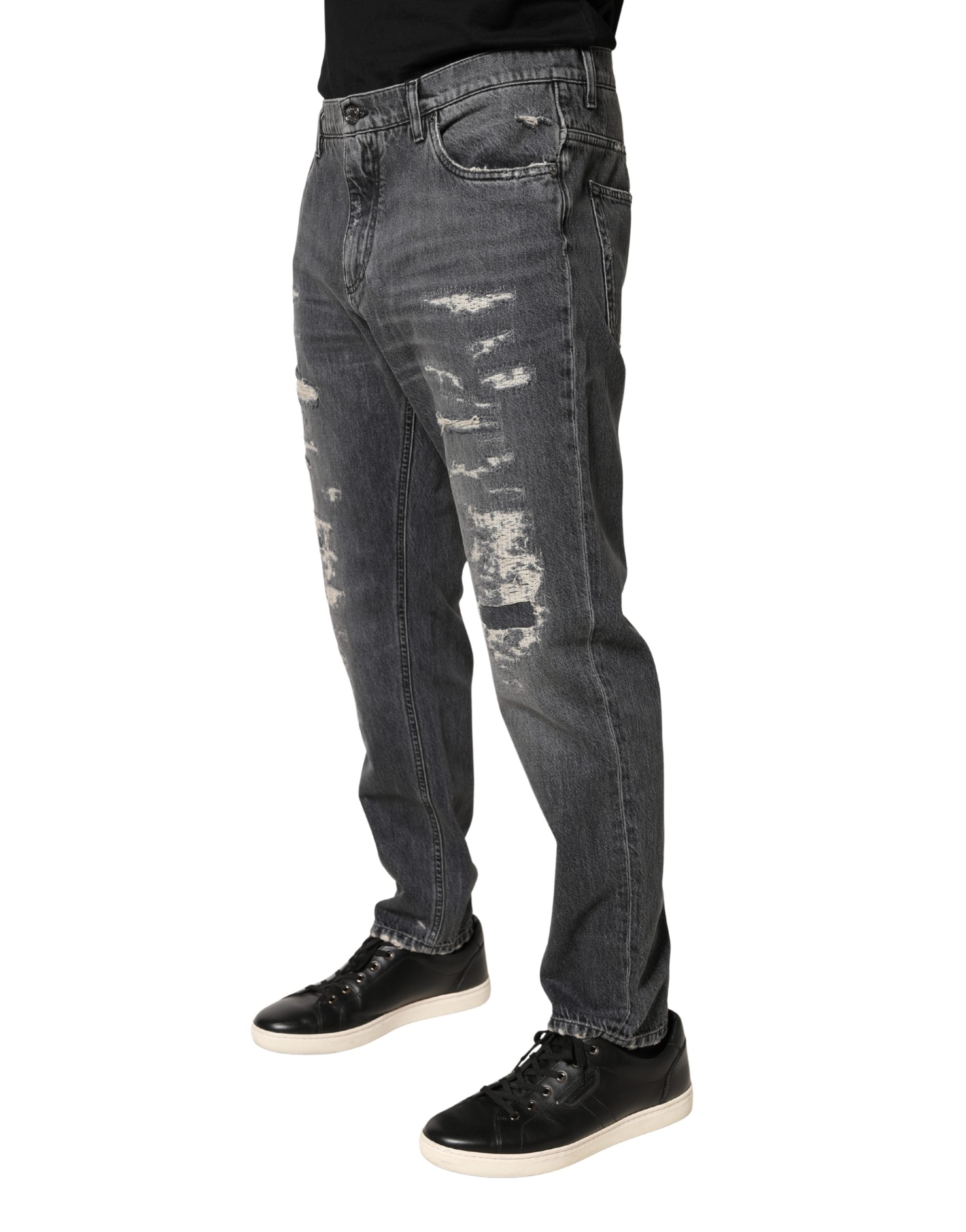 Dunkelgraue zerfetzte Jeans aus Baumwolle