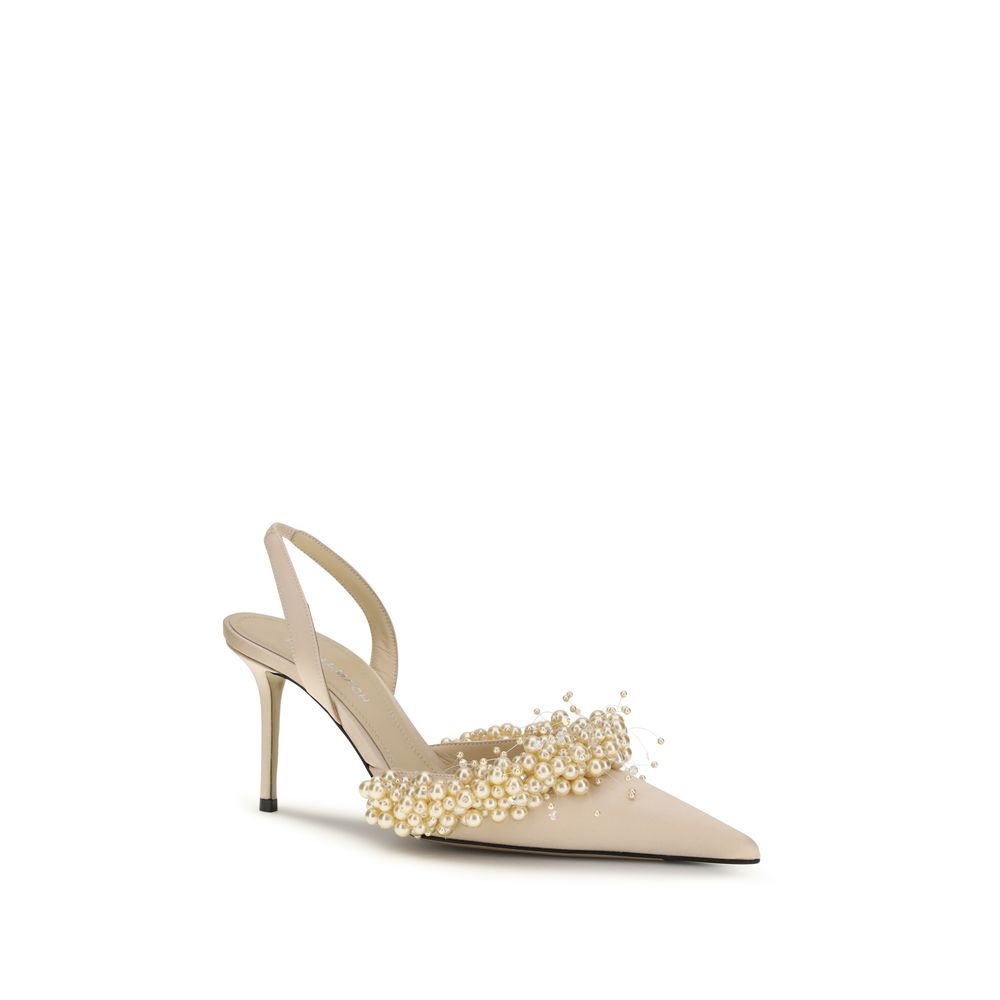 Décolleté in seta beige con tacco alto