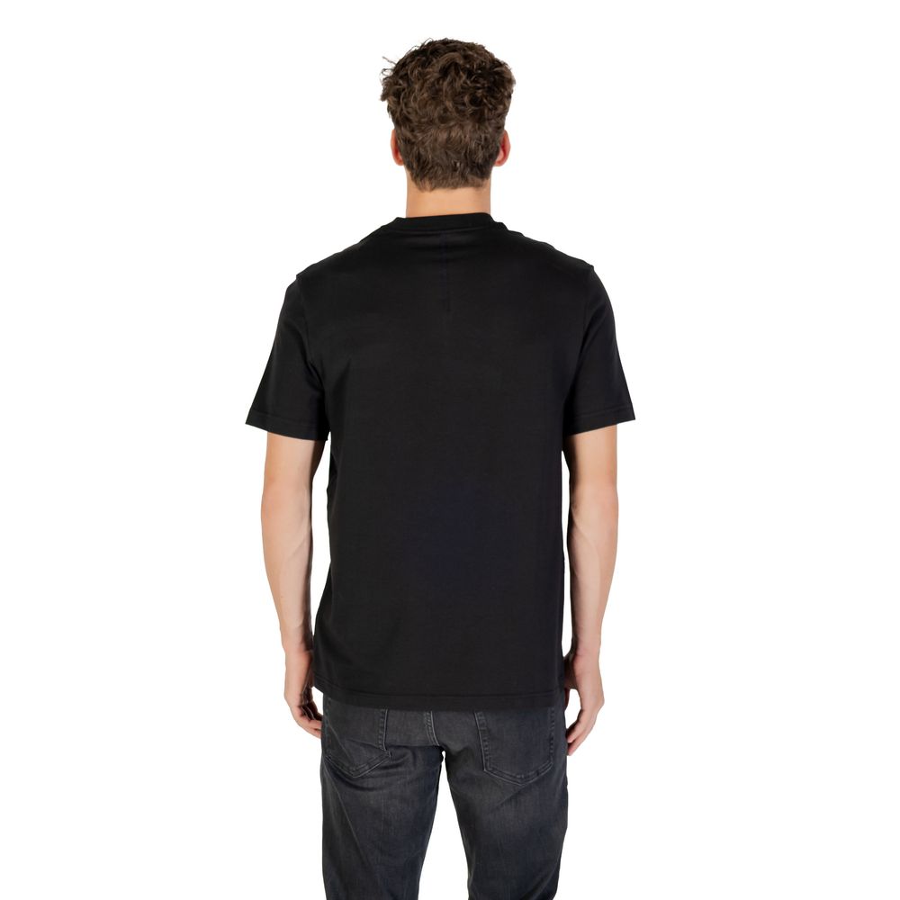 Schwarzes Baumwoll-T-Shirt