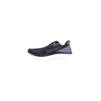 Schwarz-weiße sportliche Textilsneaker