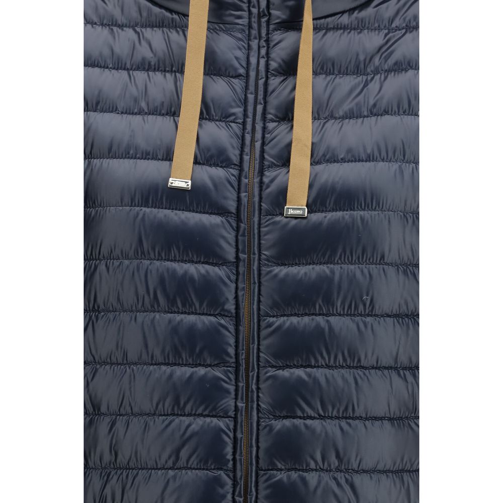 Blauer Polyester-Mantel
