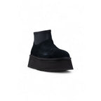 Schwarze Wildleder-Stiefeletten
