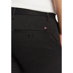 Schwarze Skinny-Hose aus recycelter Baumwolle