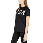 Schwarzes Baumwoll-T-Shirt