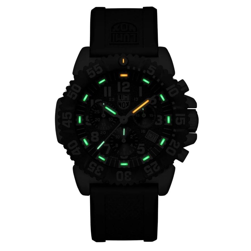 Orologio sportivo in gomma grigia