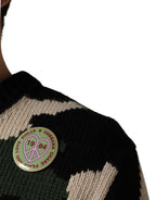 Mehrfarbiger Intarsien-Strickpullover mit Camouflage-Muster
