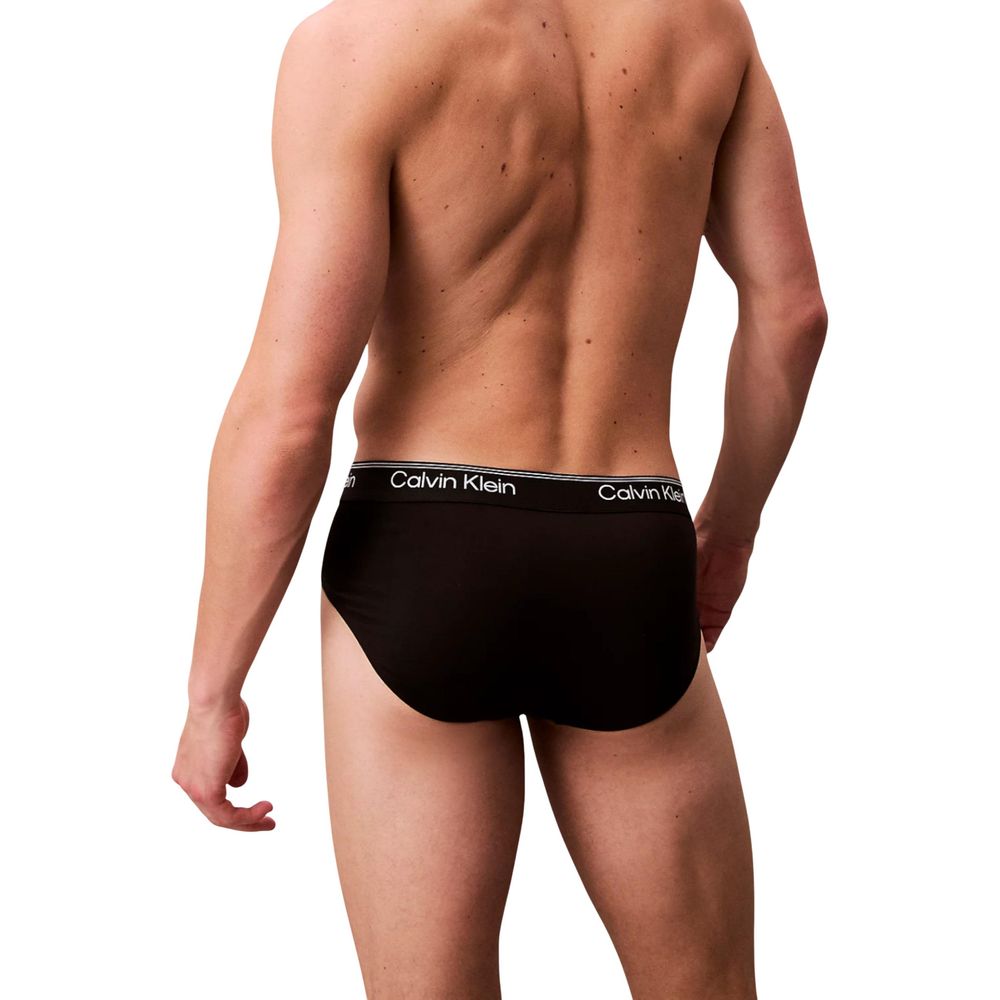 Slip aus recyceltem schwarzem Polyester