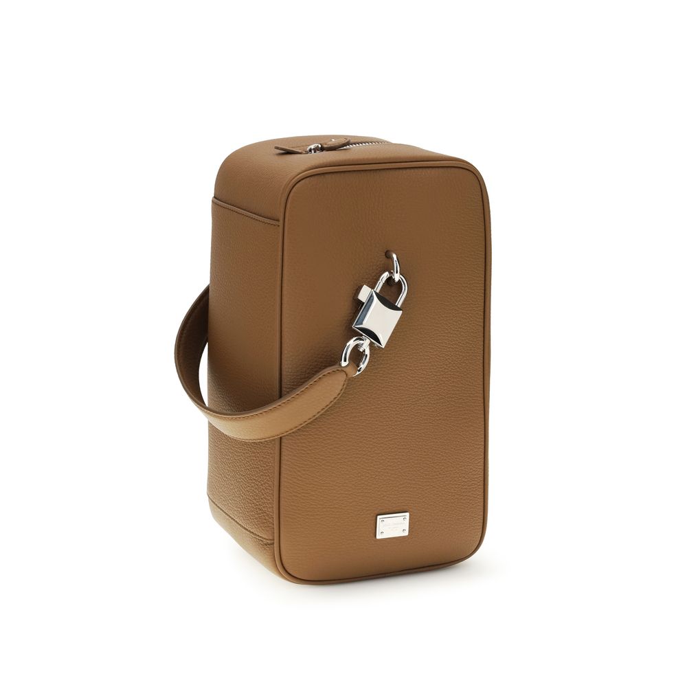 Handtasche aus braunem Kalbsleder vom Hausrind