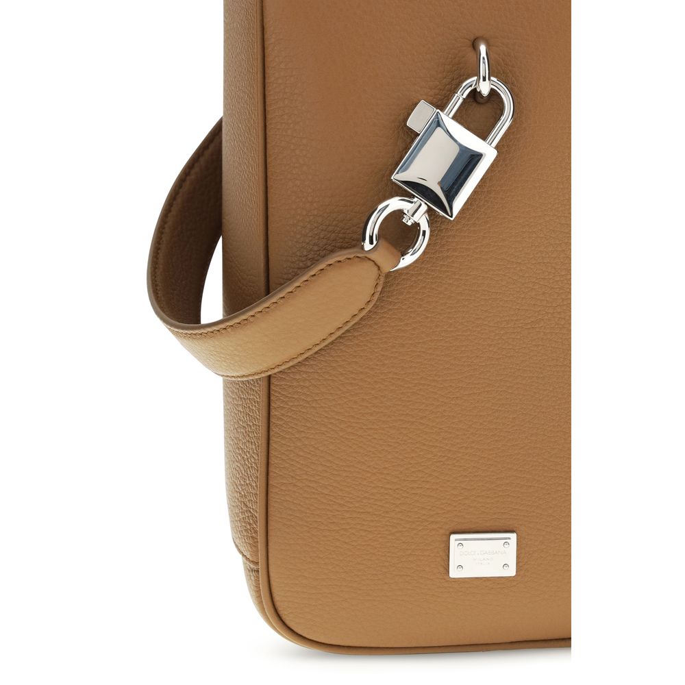 Handtasche aus braunem Kalbsleder vom Hausrind