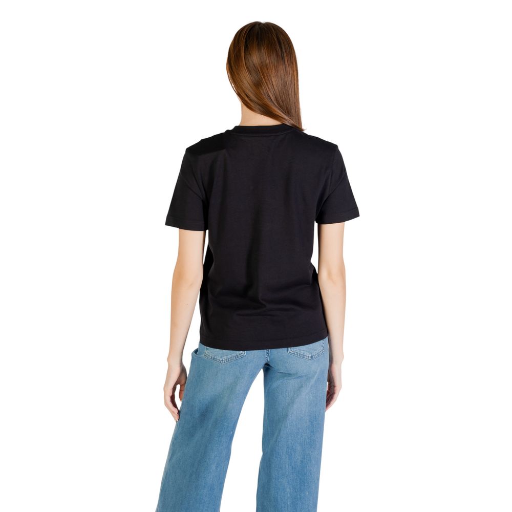 Schwarzes Baumwoll-T-Shirt