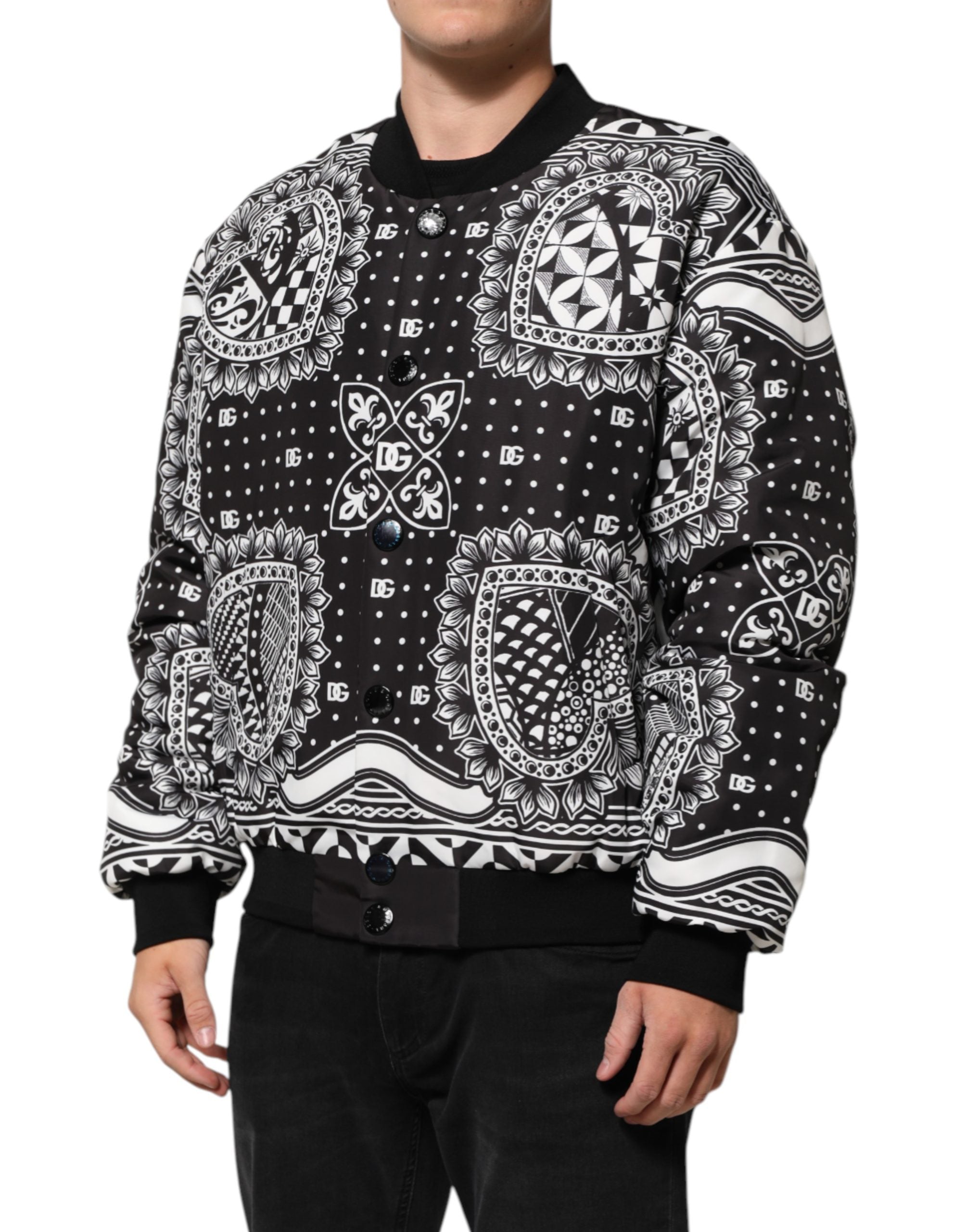 Schwarze Bomberjacke für Herren mit weißem Bandana-Print
