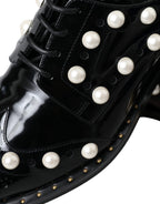 Schwarze Leder-Kunstperlen-Kleiderschuhe