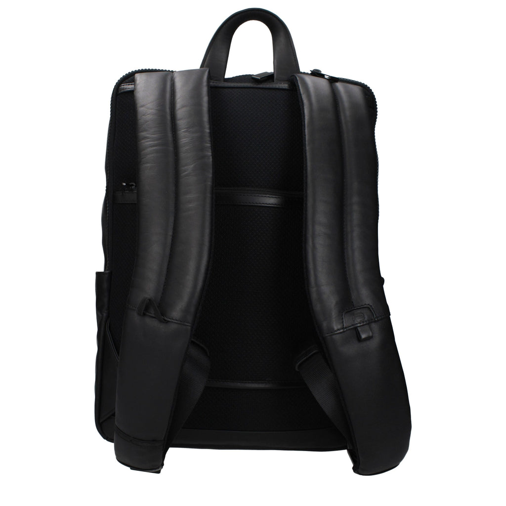 Schwarzer Lederrucksack