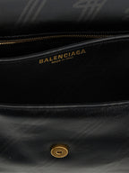 Schultertasche aus schwarzem Leder