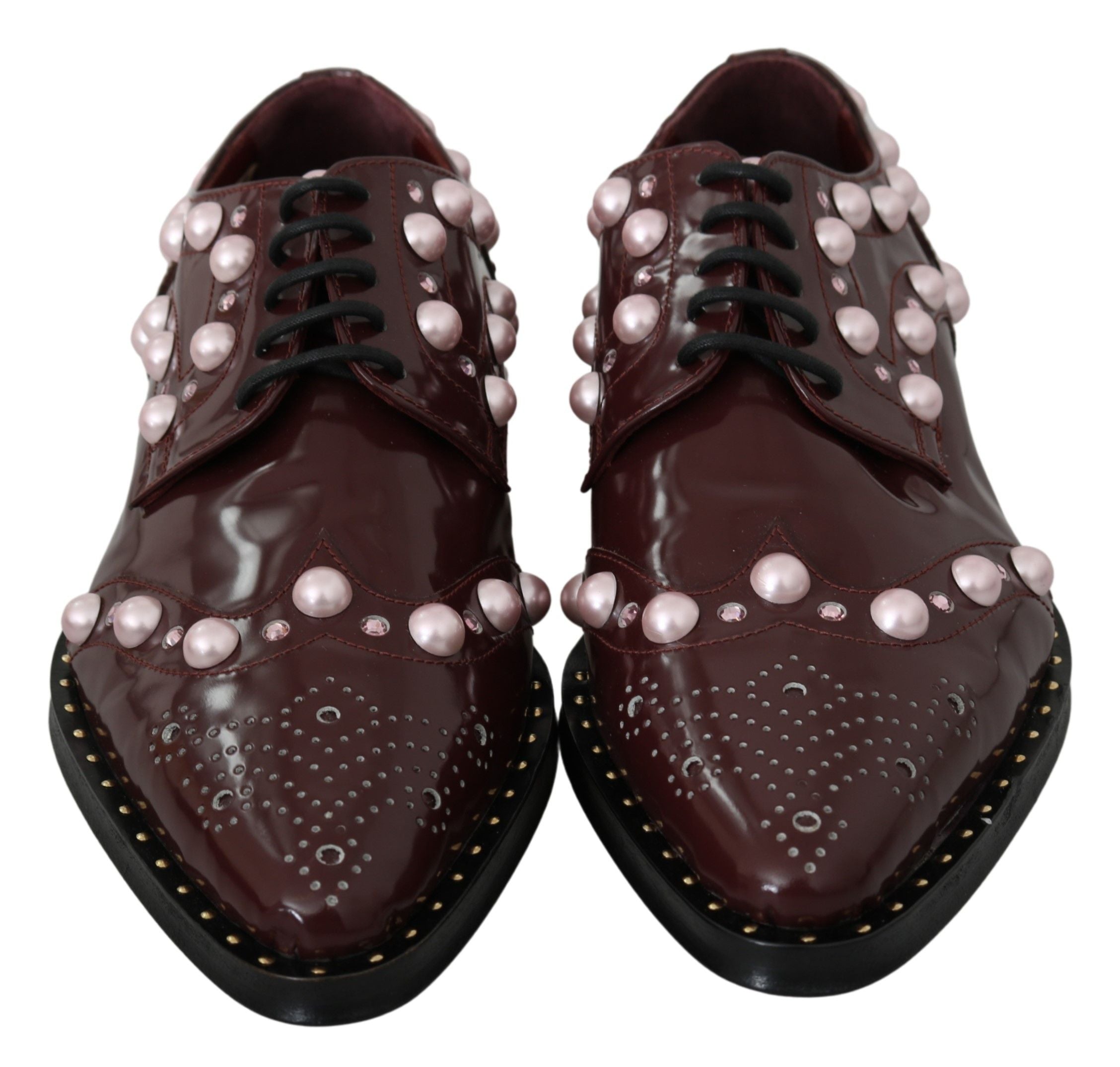 Bordeauxrotes Leder mit Kristallperlen, elegante Schuhe