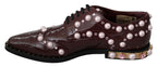 Bordeauxrotes Leder mit Kristallperlen, elegante Schuhe