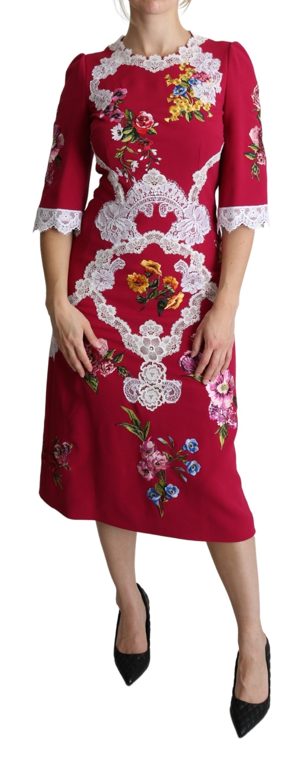 Rotes besticktes Etuikleid mit Blumenmuster, Midi