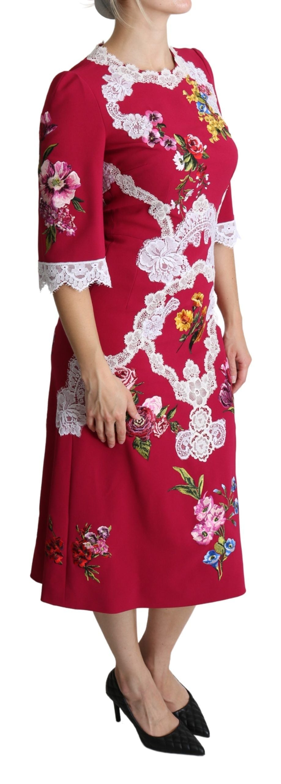 Rotes besticktes Etuikleid mit Blumenmuster, Midi