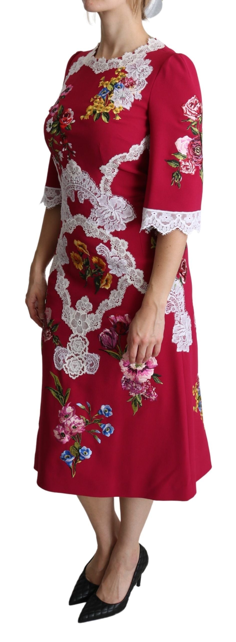 Rotes besticktes Etuikleid mit Blumenmuster, Midi