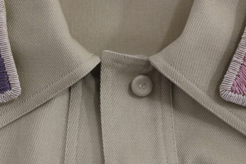 Beige ärmellose Bluse