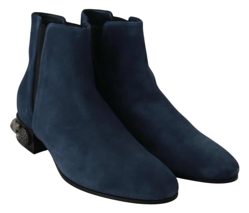 Blaue Wildleder-Stiefel mit Nietenverzierungen