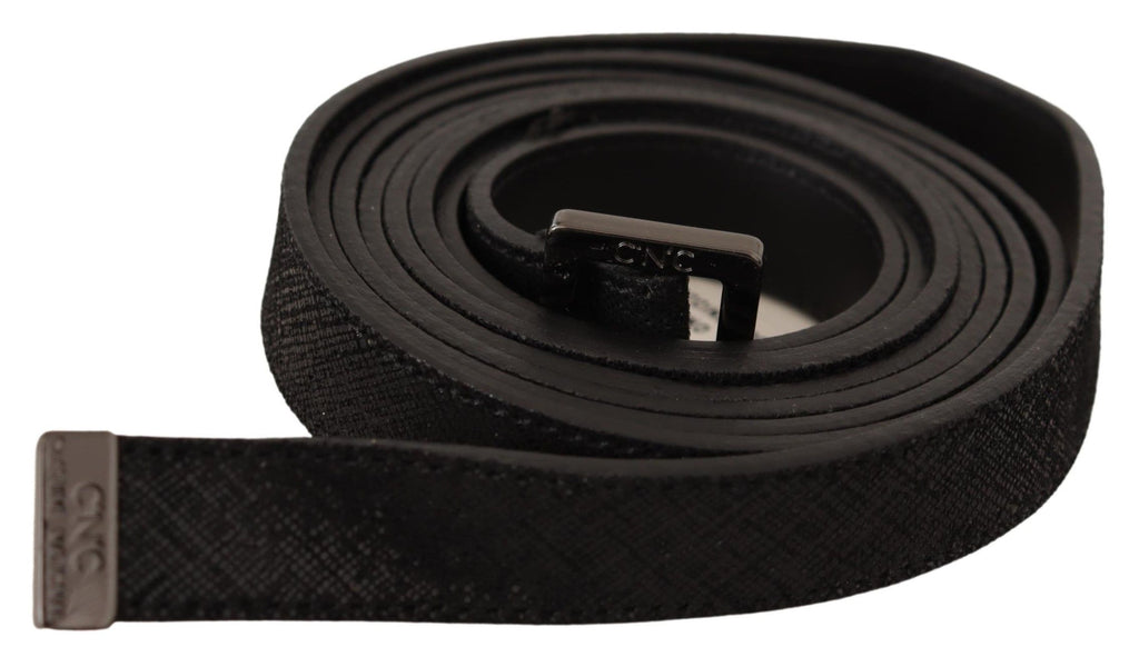 Cintura in vita in pelle nera con fibbia in metallo