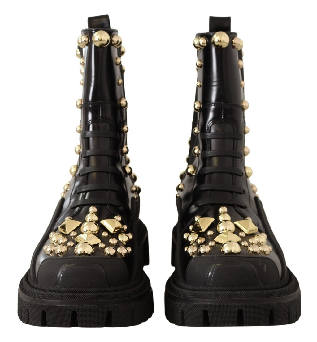 Schwarze Leder-Schnürstiefel mit Nieten