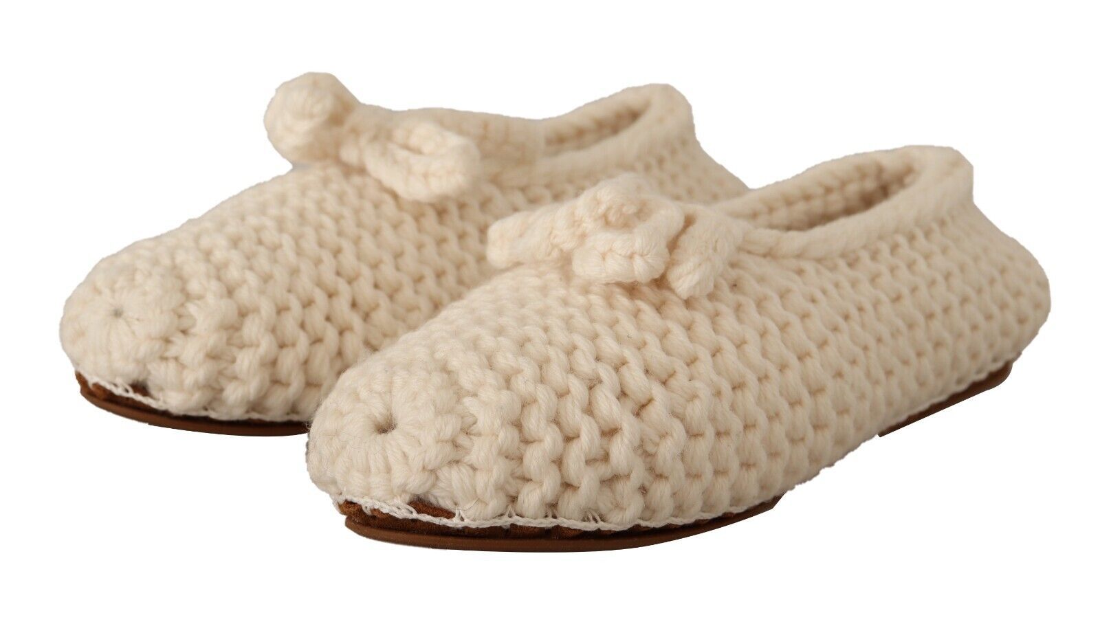 Weiße Slip-On Ballerinas aus Strickwolle