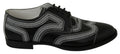 Schwarze Derby-Schuhe aus Leder mit weißen Schnürsenkeln