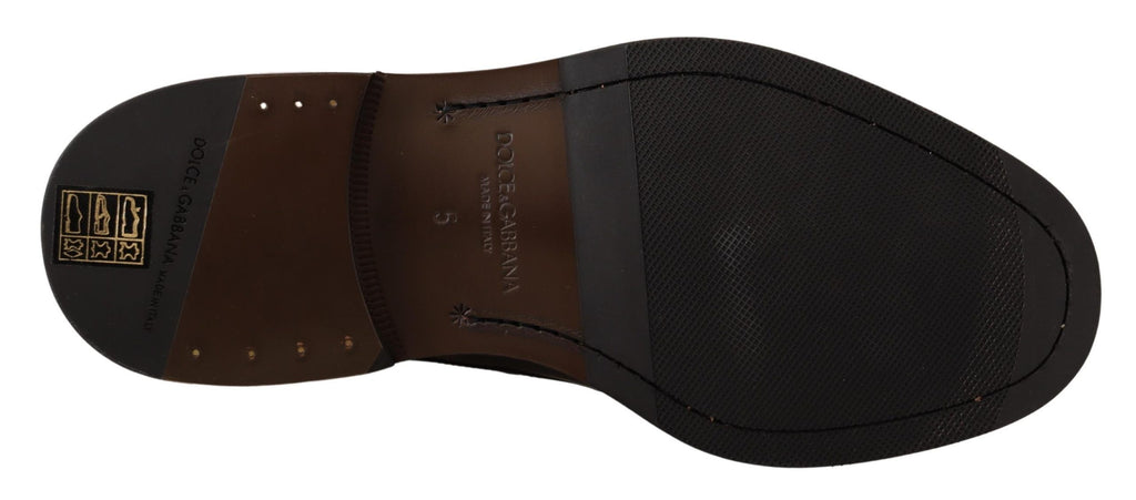 Derby-Schuhe aus schwarzem Leder