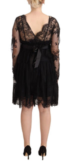 Schwarzes V-Ausschnitt-Shiftkleid aus Baumwolle mit Blumenmuster aus Spitze und langen Ärmeln