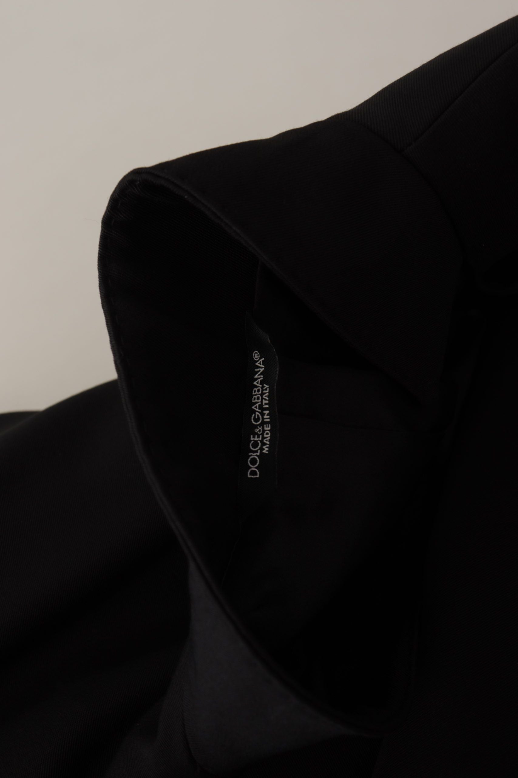 Schwarzer Blazer aus Wolle, einreihig