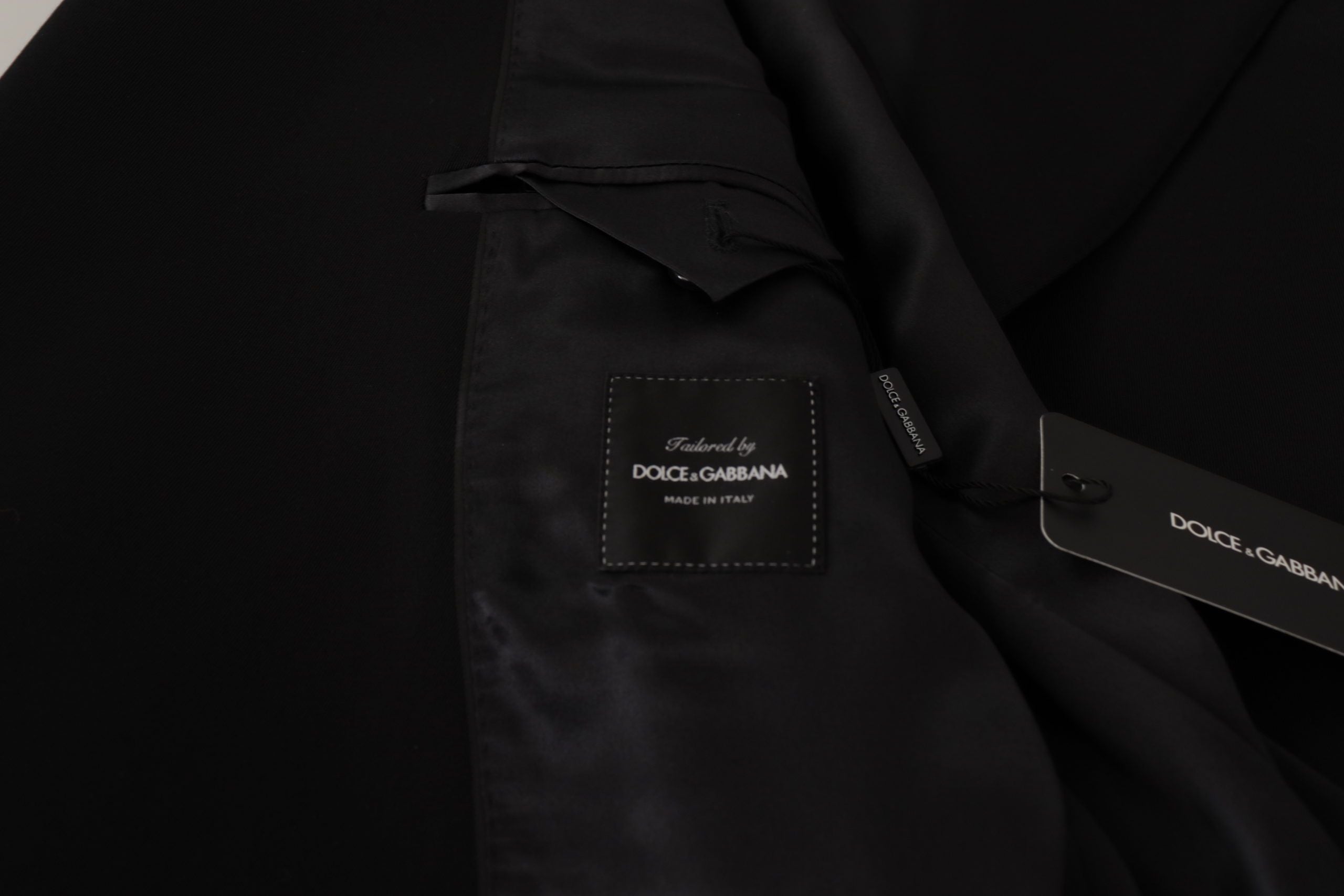 Schwarzer Blazer aus Wolle, einreihig