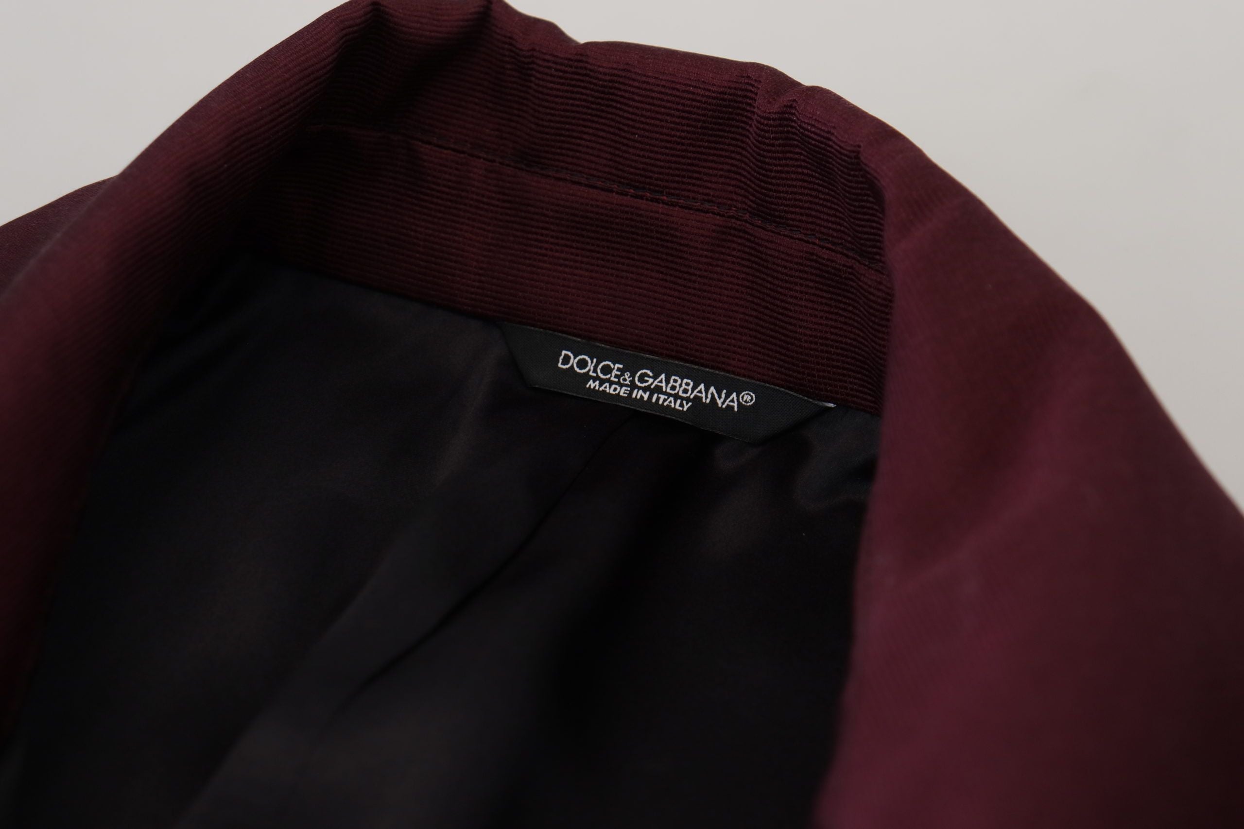 Bordeauxrote doppelreihige Jacke aus Polyester